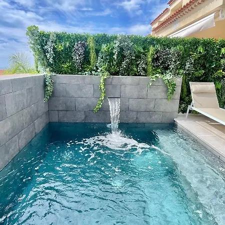 The Retreat House - Private Pool Apartment *