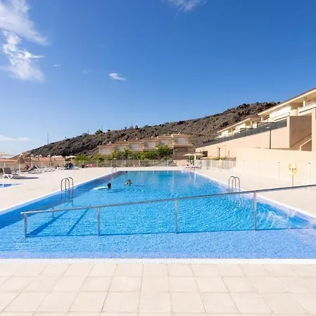 The Retreat House - Private Pool Apartament *